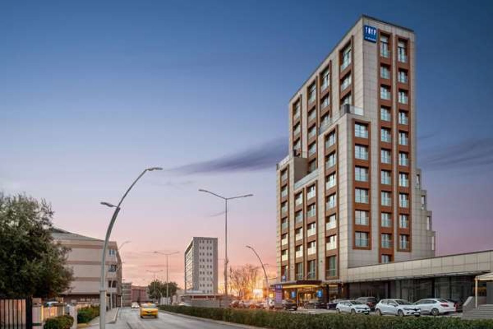 Hotel 3